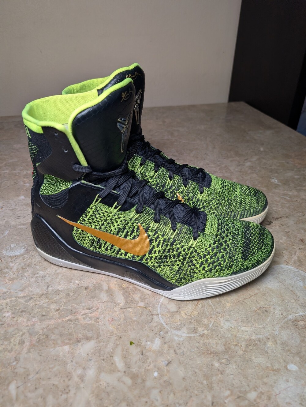 Nike Kobe IX Elite Victory (2014) Volt Green Gold 630847-077 Men Size 12 No Box